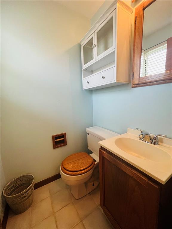 988 Roland Road Pittsburgh, PA 15221 - Photo 16 of 20 Gallery Image 16
