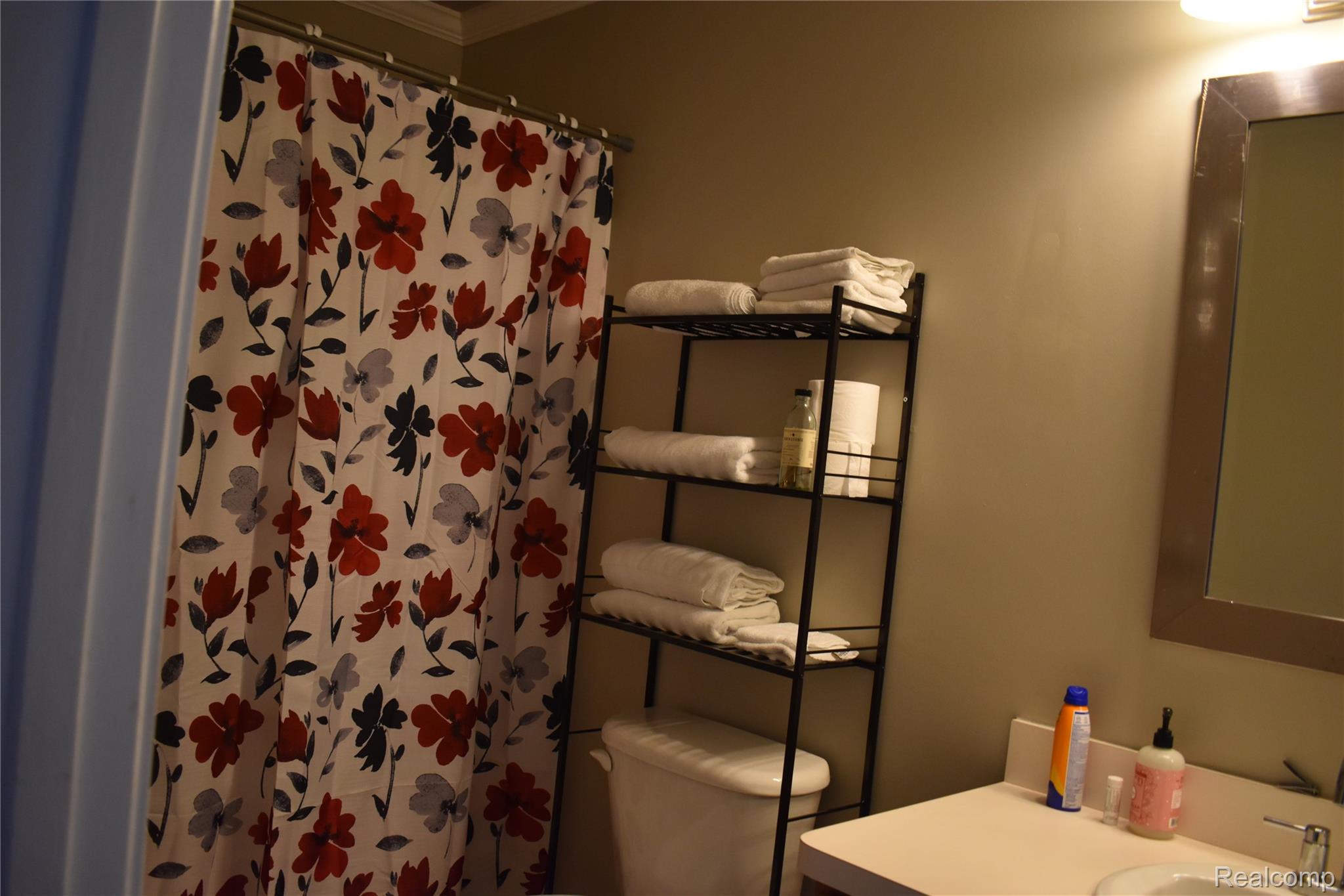 1021 Timber Ridge Court Grand Blanc, MI 48439 - Photo 7 of 12 DSC_0313.JPG