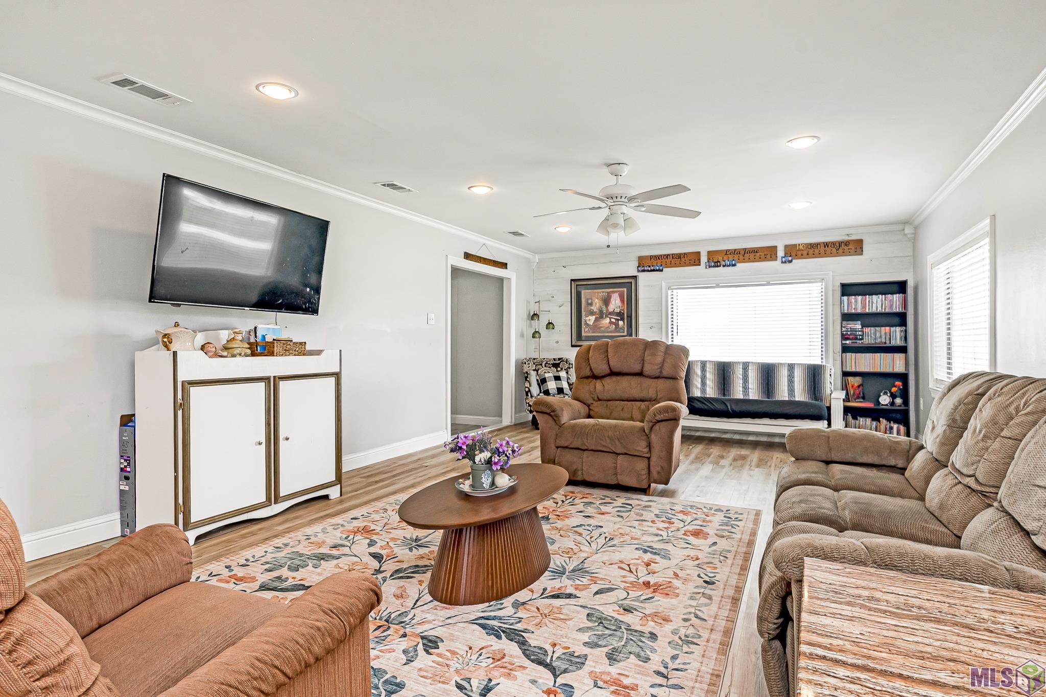 43271 Bayou Narcisse Road Gonzales, LA 70737 - Photo 5 of 24