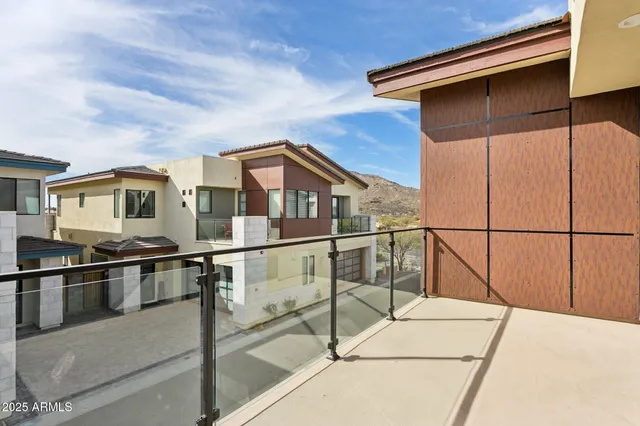 $988,886 | 1 Easy Street, Unit 4, Carefree, AZ 85377