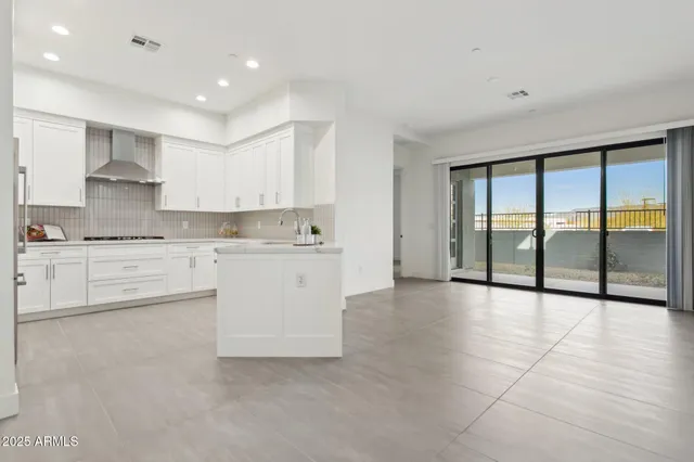 $988,886 | 1 Easy Street, Unit 4, Carefree, AZ 85377