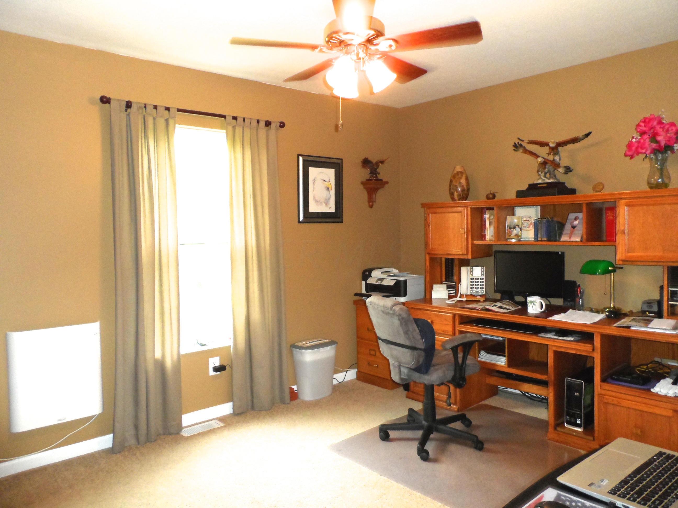 6060 Clearport Road Southwest Lancaster, OH 43130 - Photo 7 of 25