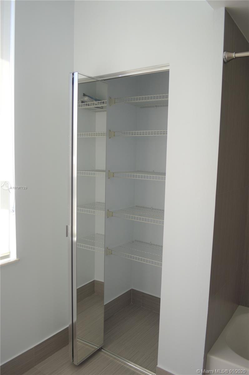 701 Brickell Key Boulevard, Unit 1203 Miami, FL 33131 - Photo 15 of 24