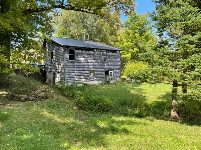$175,000 | 210 Weymouth Road, Morrill, ME 04952
