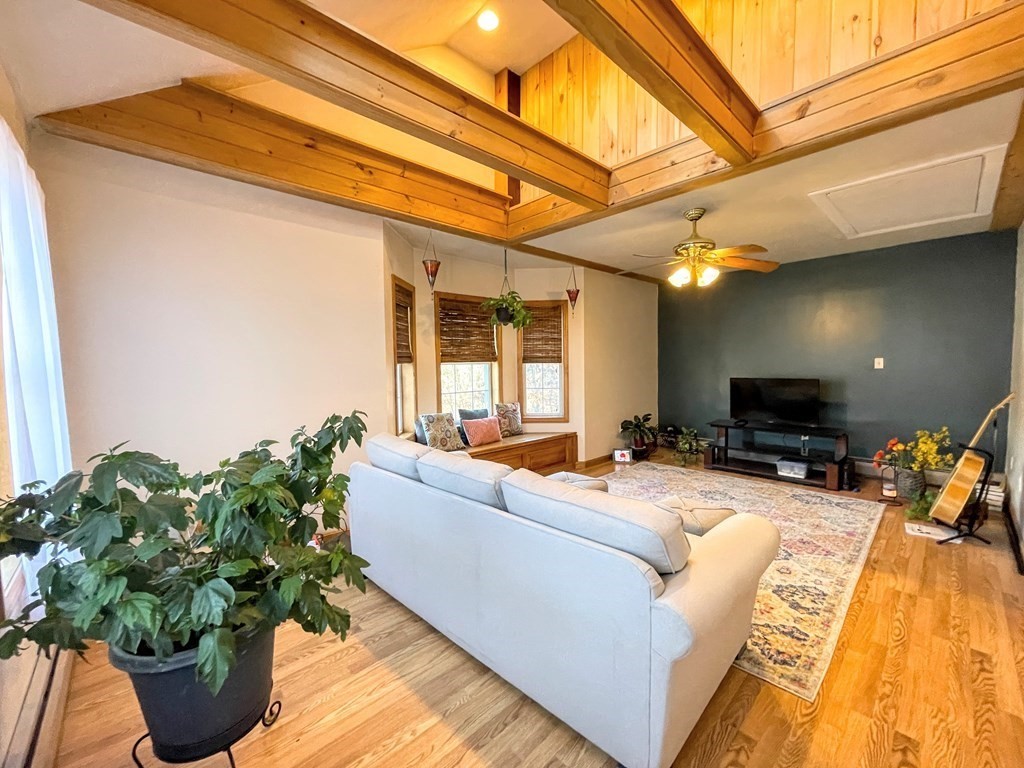 14 Mt Henry Road Shirley, MA 01464 - Photo 13 of 29 a living room with furniture