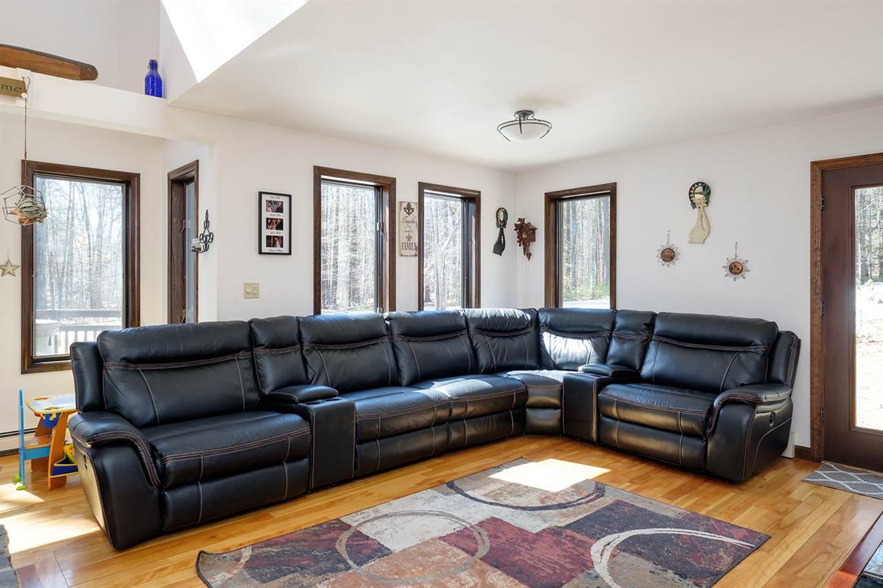 731 Lebanon Road North Berwick, ME 03906 - Photo 8 of 33 Gallery Image 8