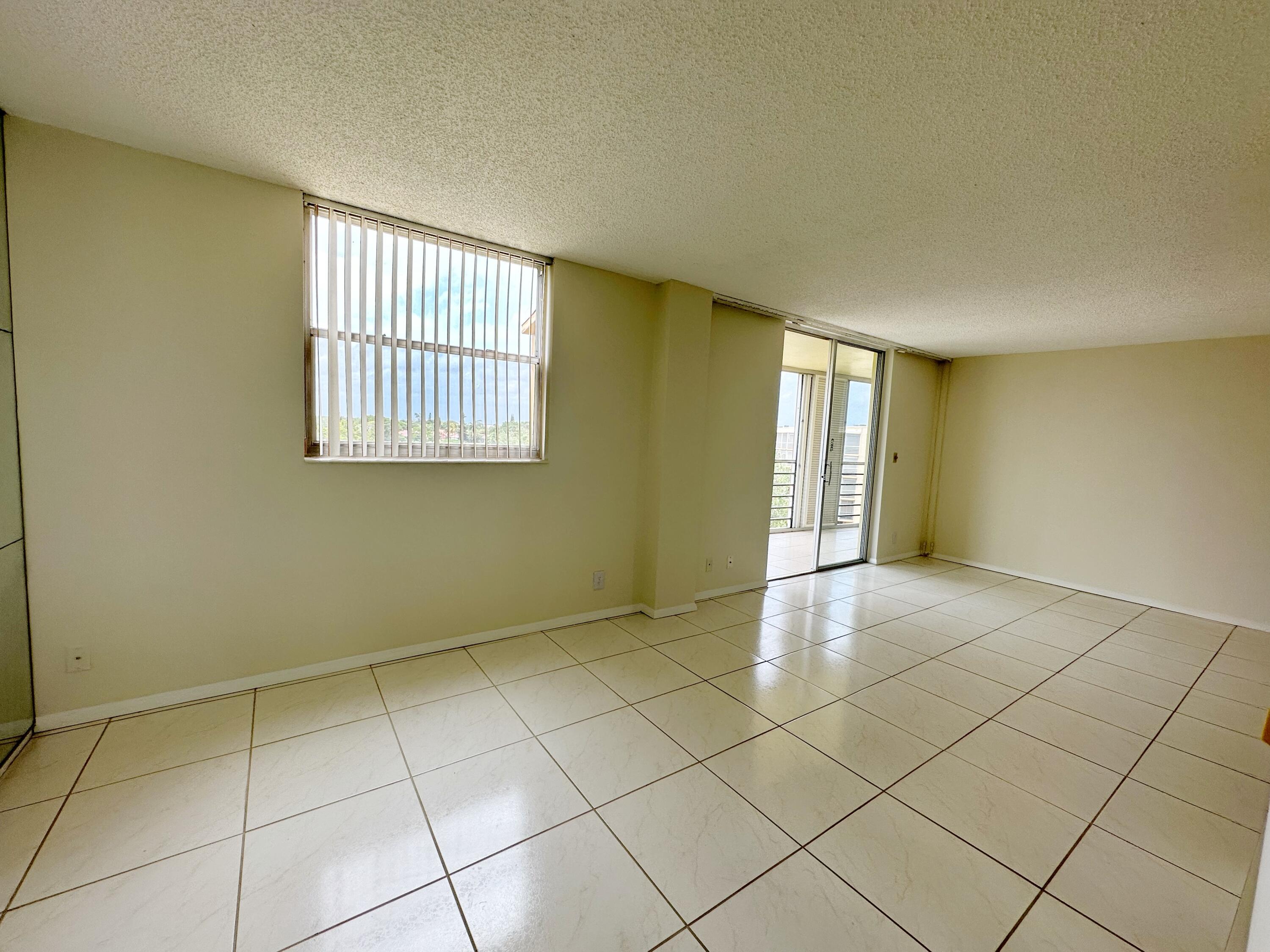 5201 Northwest 2nd Avenue, Unit PHJ Boca Raton, FL 33487 - Photo 10 of 29 4AF4BAA0-53C5-4503-BA30-8F252E14DD20