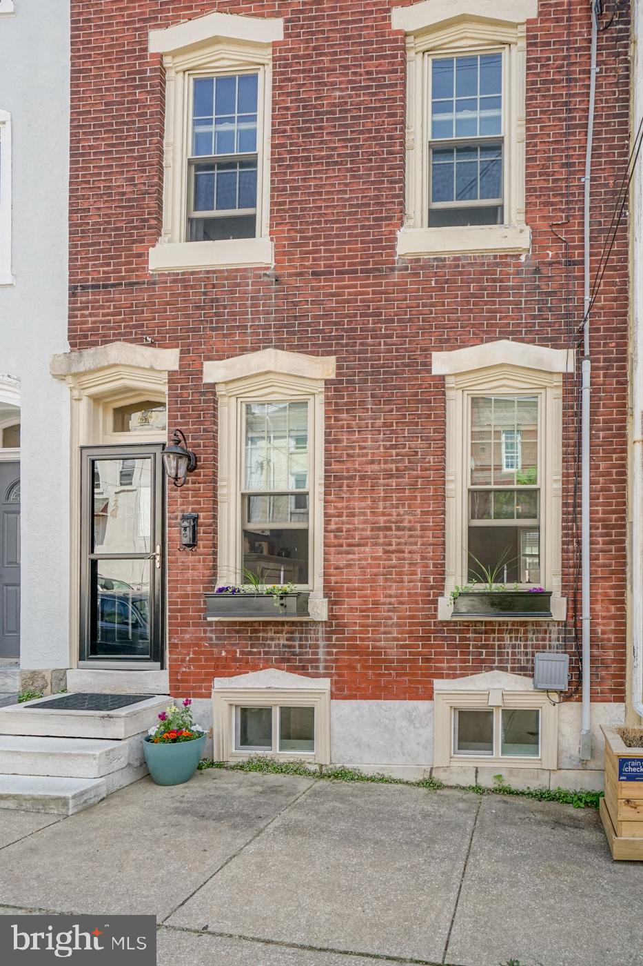 130 Ripka Street Philadelphia, PA 19127 - Photo 3 of 45