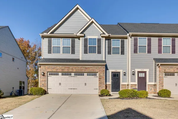 $330,000 | 514 Martin Crk Drive, Simpsonville, SC 29680