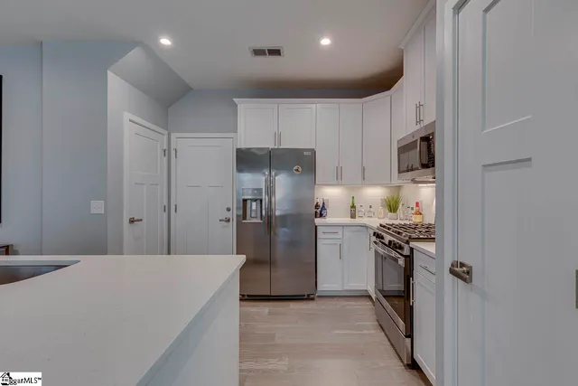 $338,000 | 514 Martin Crk Drive, Simpsonville, SC 29680