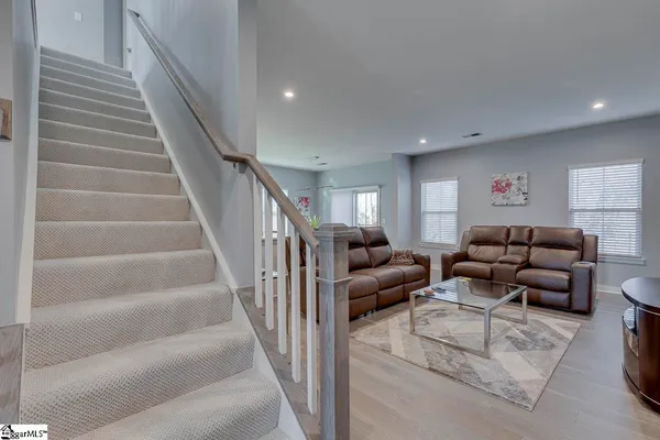 $330,000 | 514 Martin Crk Drive, Simpsonville, SC 29680