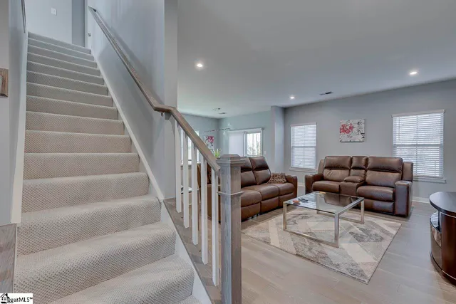 $338,000 | 514 Martin Crk Drive, Simpsonville, SC 29680