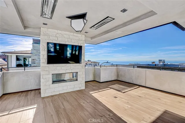 $35,000 | 2016 Ocean Drive, Manhattan Beach, CA 90266