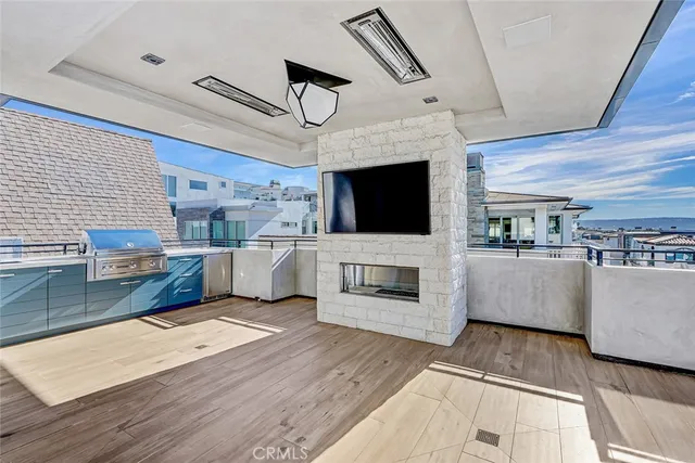 $35,000 | 2016 Ocean Drive, Manhattan Beach, CA 90266