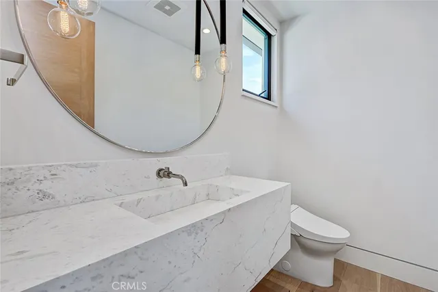 $35,000 | 2016 Ocean Drive, Manhattan Beach, CA 90266