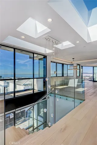 $35,000 | 2016 Ocean Drive, Manhattan Beach, CA 90266