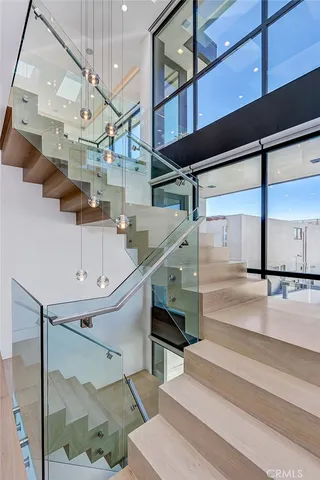 $35,000 | 2016 Ocean Drive, Manhattan Beach, CA 90266