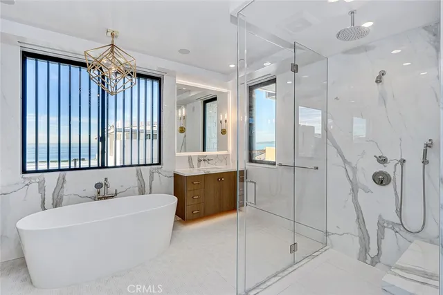 $35,000 | 2016 Ocean Drive, Manhattan Beach, CA 90266