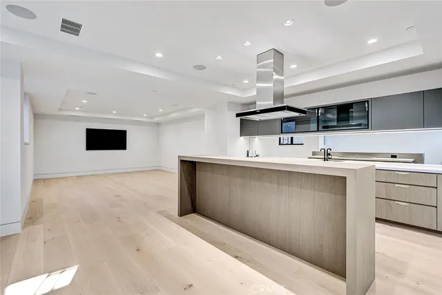 $35,000 | 2016 Ocean Drive, Manhattan Beach, CA 90266