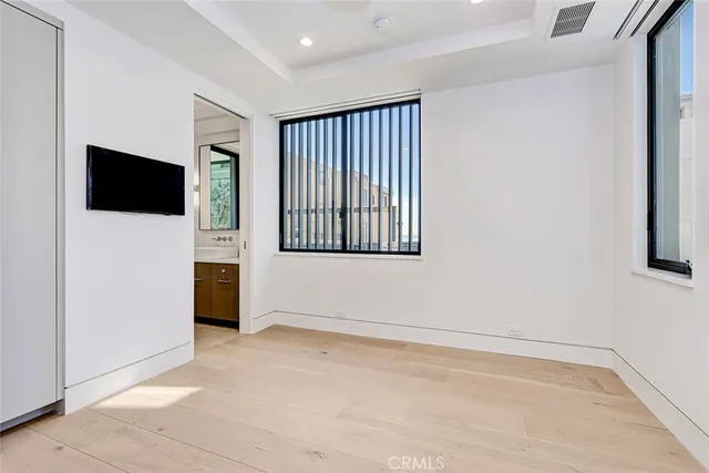 $35,000 | 2016 Ocean Drive, Manhattan Beach, CA 90266