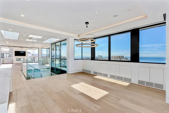 $35,000 | 2016 Ocean Drive, Manhattan Beach, CA 90266