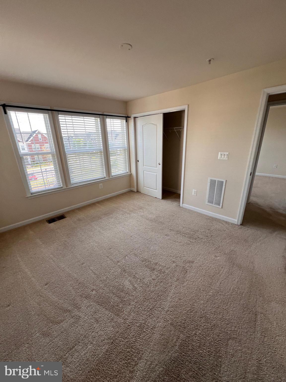 42592 Sunset Ridge Square Ashburn, VA 20148 - Photo 16 of 28