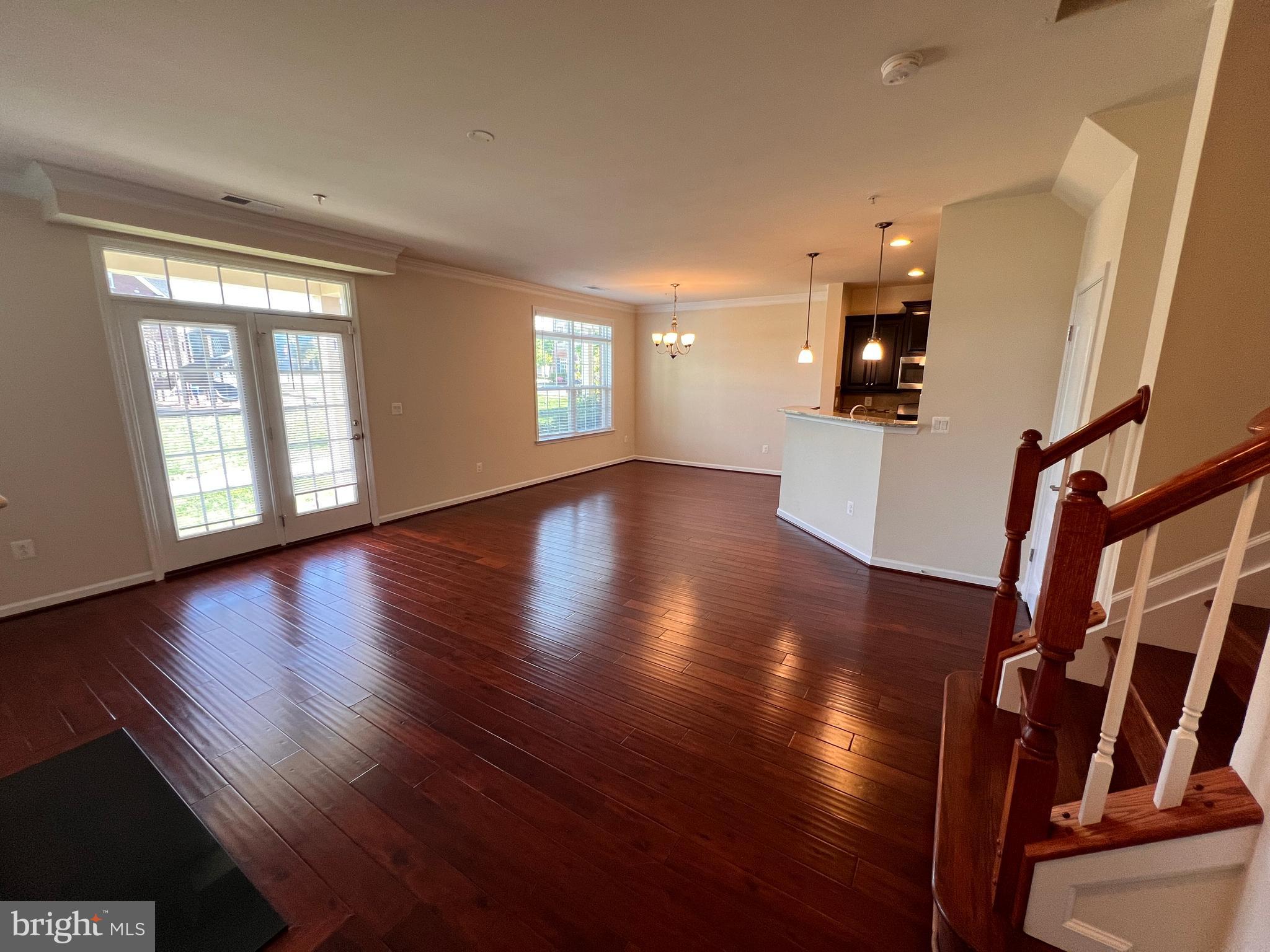 42592 Sunset Ridge Square Ashburn, VA 20148 - Photo 2 of 28
