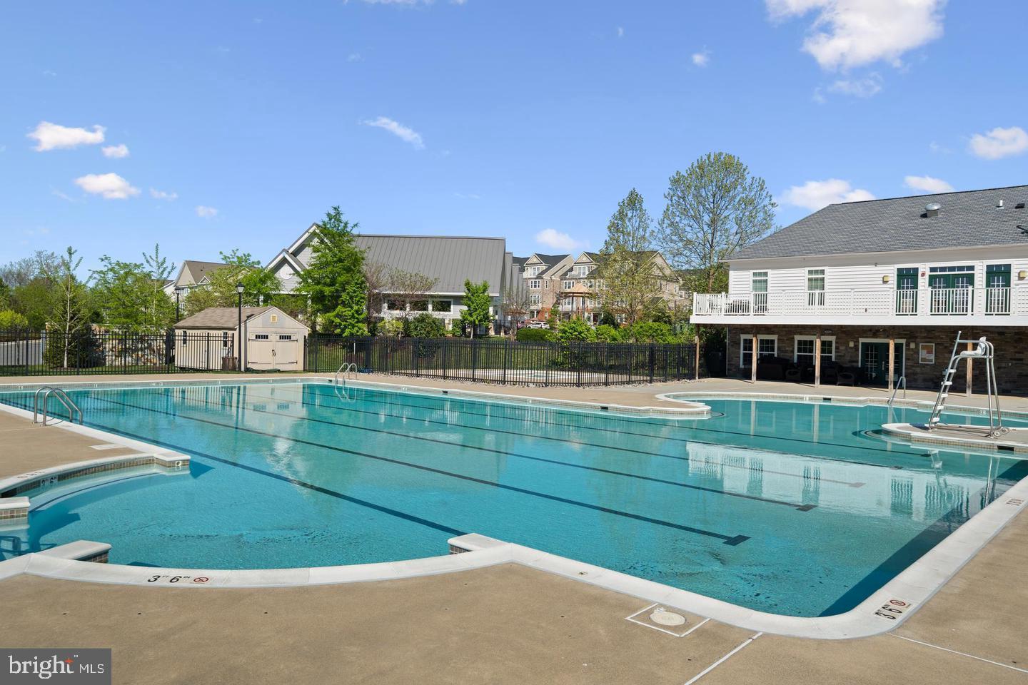 42592 Sunset Ridge Square Ashburn, VA 20148 - Photo 26 of 28