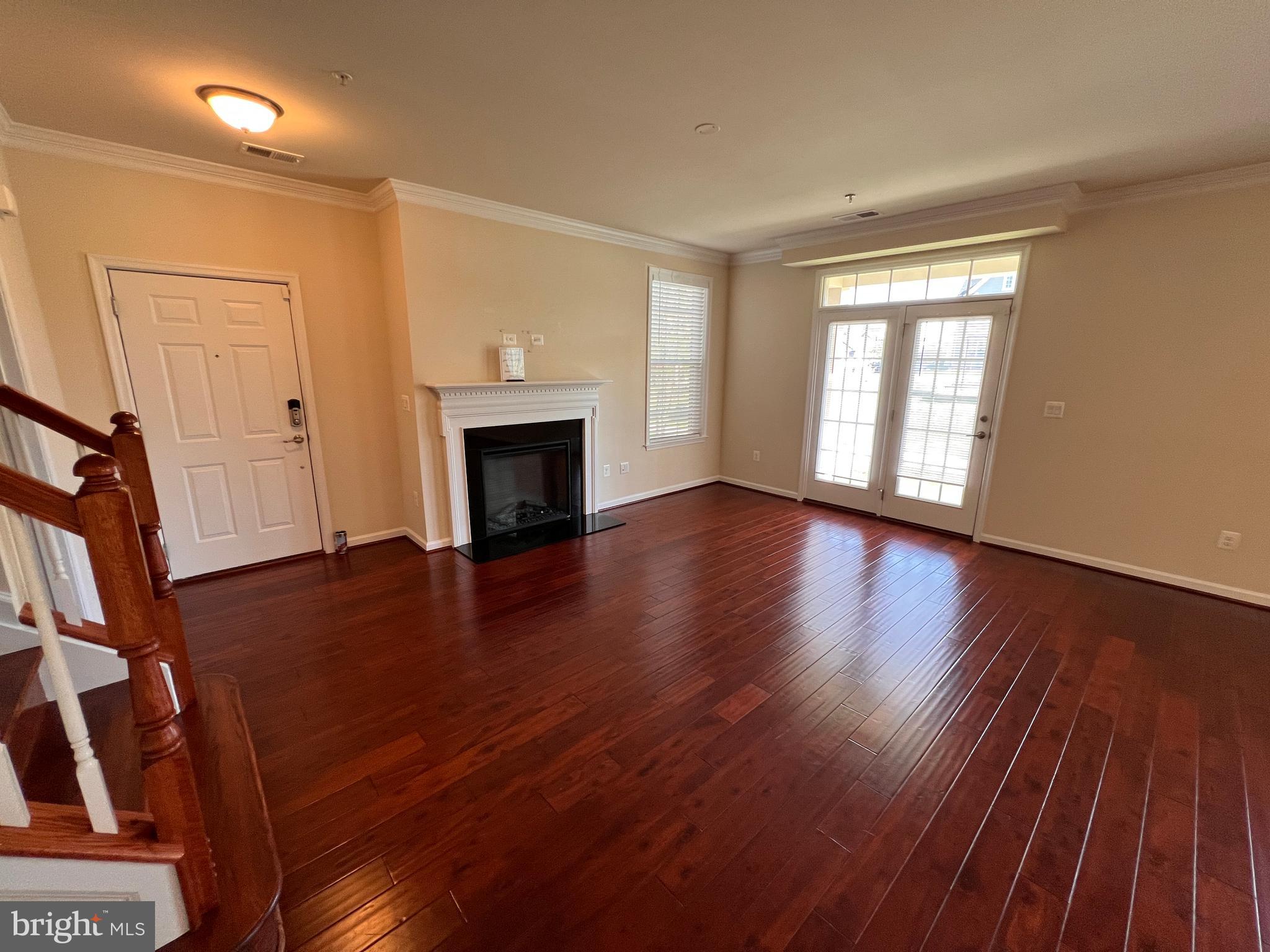 42592 Sunset Ridge Square Ashburn, VA 20148 - Photo 4 of 28