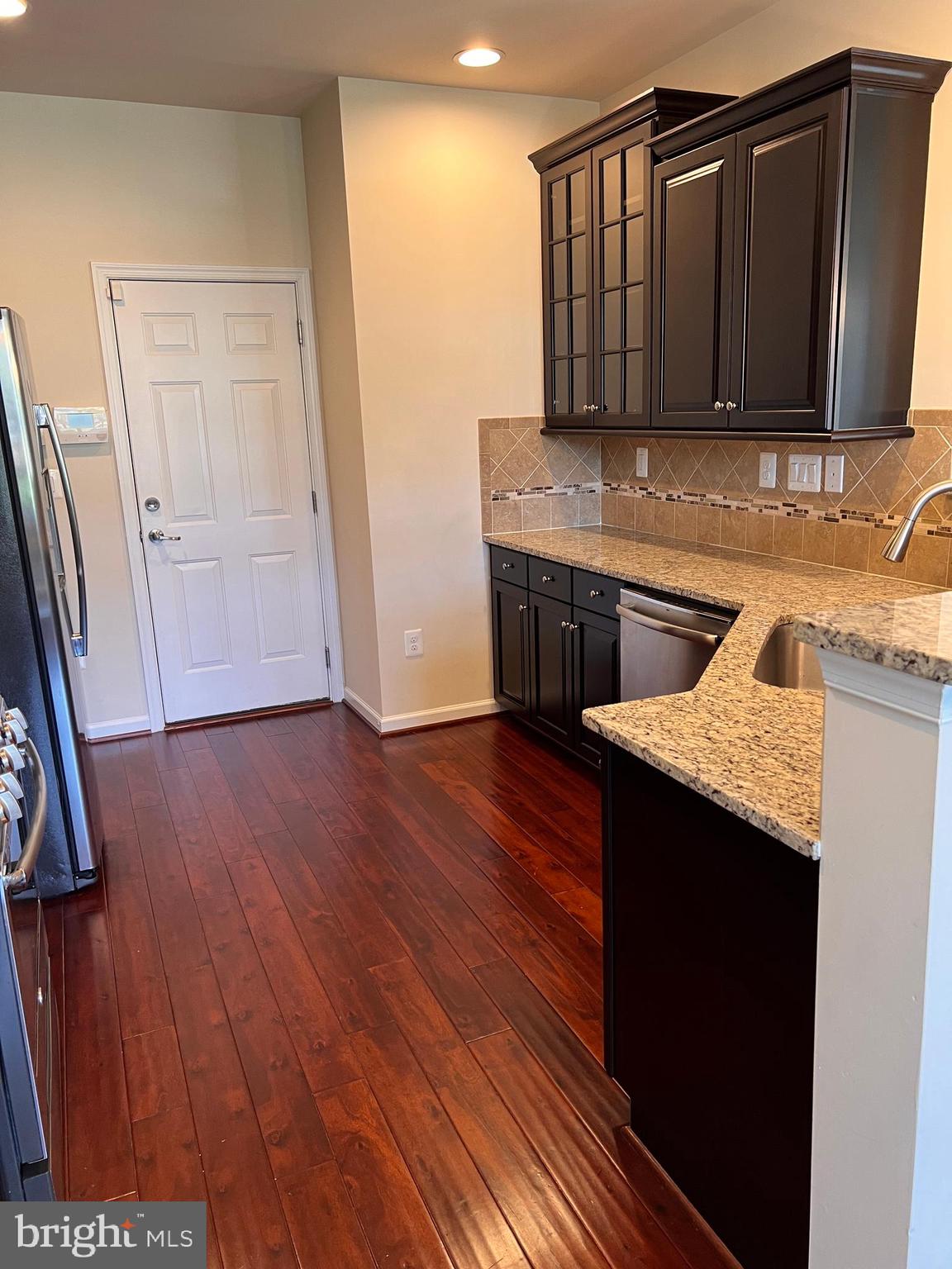 42592 Sunset Ridge Square Ashburn, VA 20148 - Photo 7 of 28