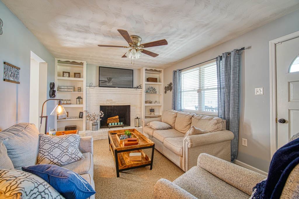 1239 Ezell Road Chesnee, SC 29323 - Photo 2 of 27
