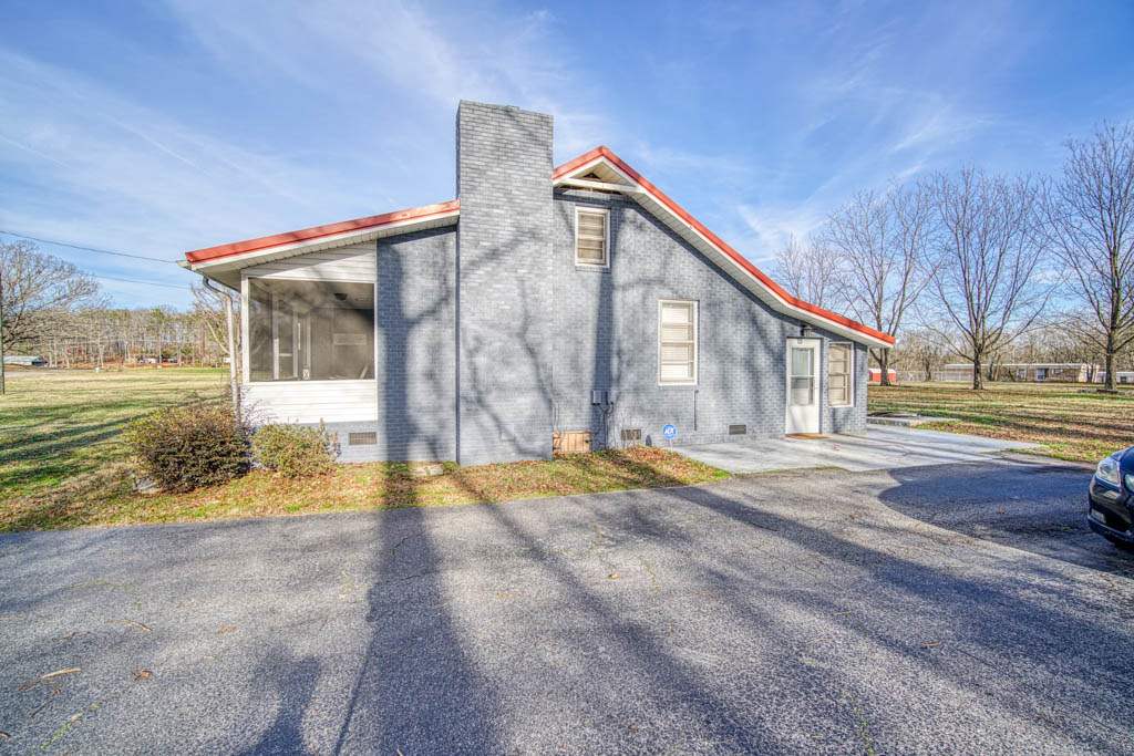 1239 Ezell Road Chesnee, SC 29323 - Photo 21 of 27