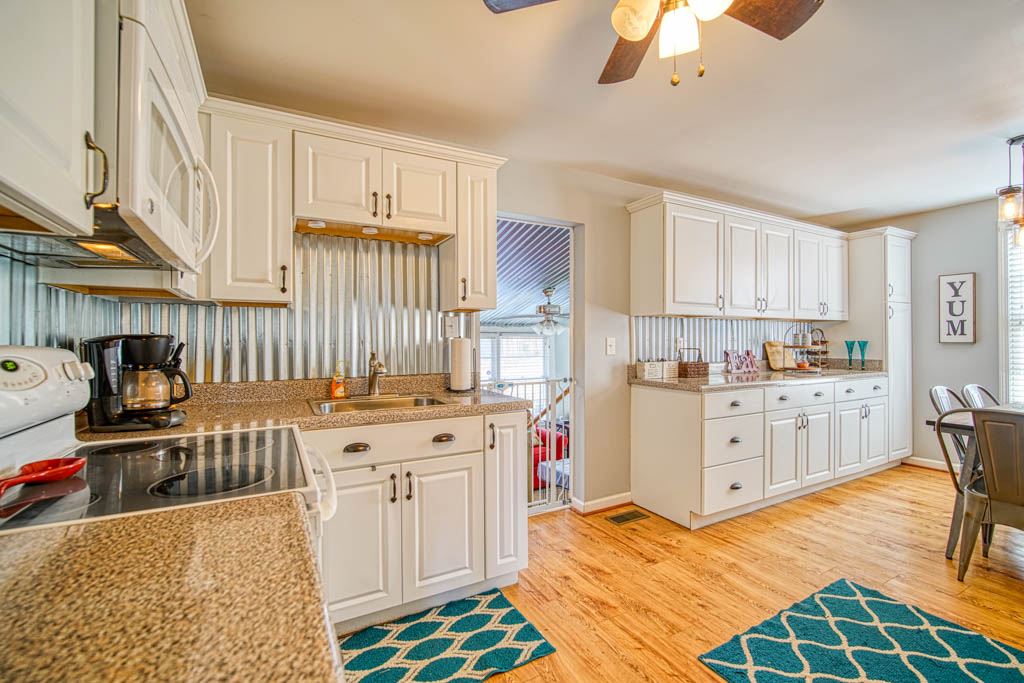 1239 Ezell Road Chesnee, SC 29323 - Photo 9 of 27