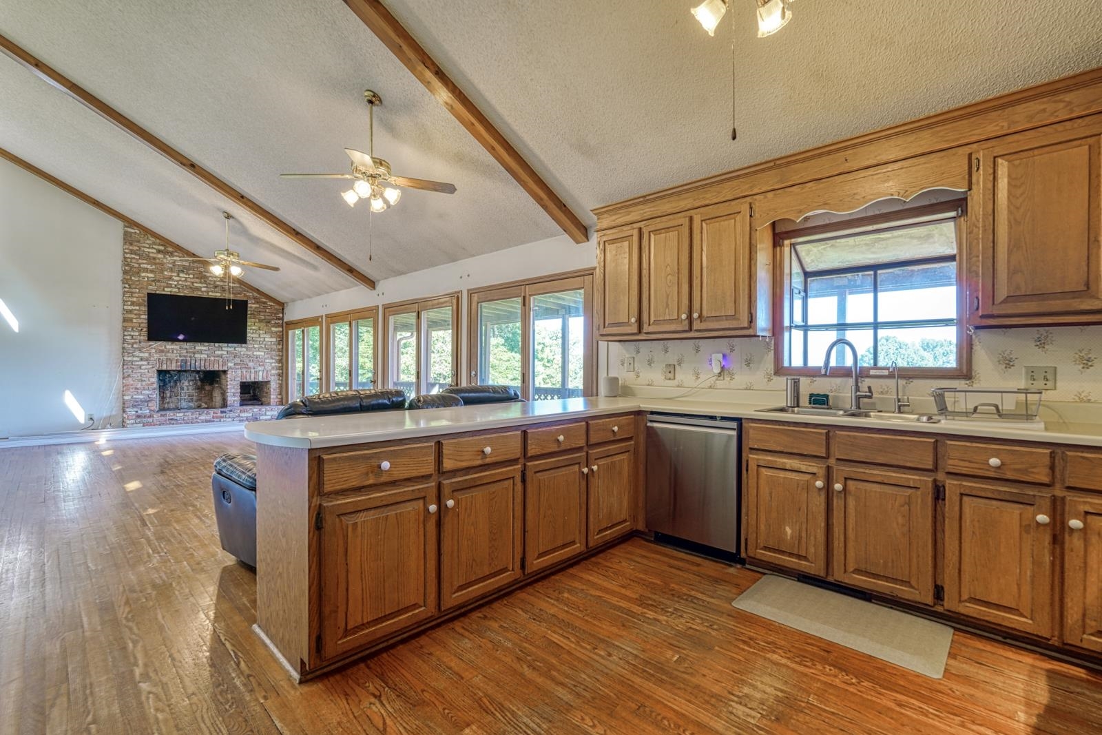 202 Little Mountain Drive Inman, SC 29349 - Photo 11 of 36 Gallery Image 11