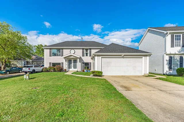 $310,000 | 8021 Cardinal Cove West, Indianapolis, IN 46256