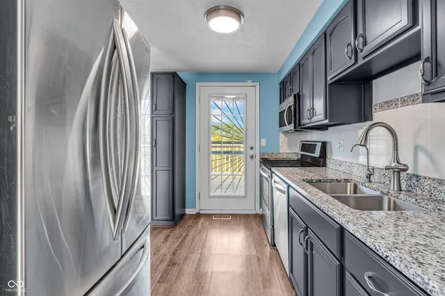 $310,000 | 8021 Cardinal Cove West, Indianapolis, IN 46256