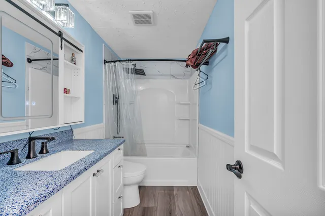 $310,000 | 8021 Cardinal Cove West, Indianapolis, IN 46256