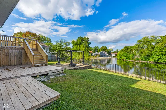 $310,000 | 8021 Cardinal Cove West, Indianapolis, IN 46256