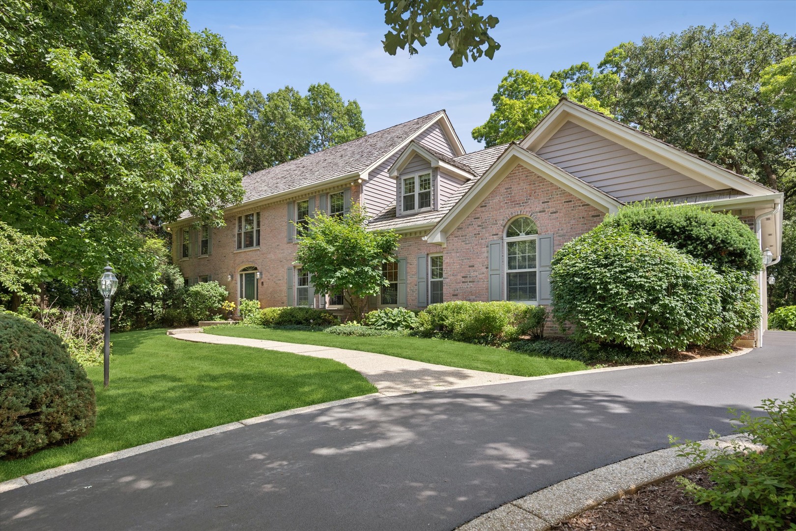 22801 Glenhurst Road Deer Park, IL 60010 - Photo 2 of 58