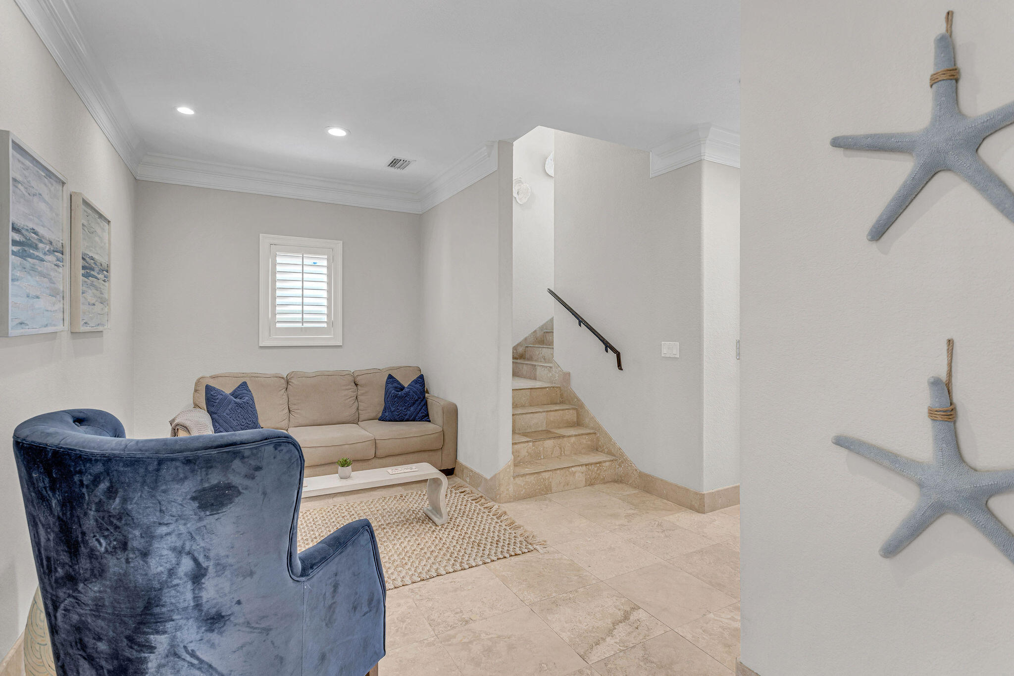 4713 Ocean Boulevard Destin, FL 32541 - Photo 33 of 90 a living room with furniture and a window