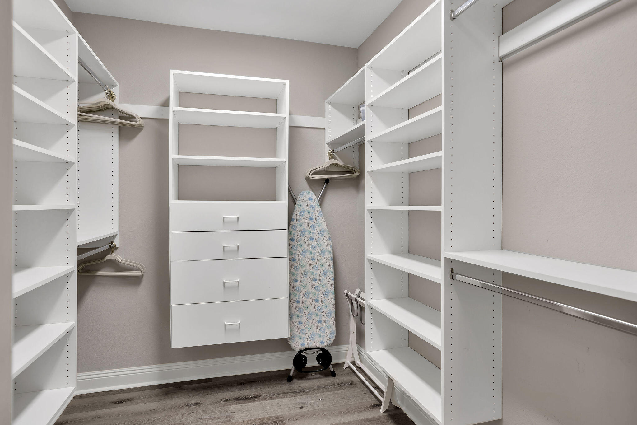4713 Ocean Boulevard Destin, FL 32541 - Photo 69 of 90 a view of walk in closet with empty racks