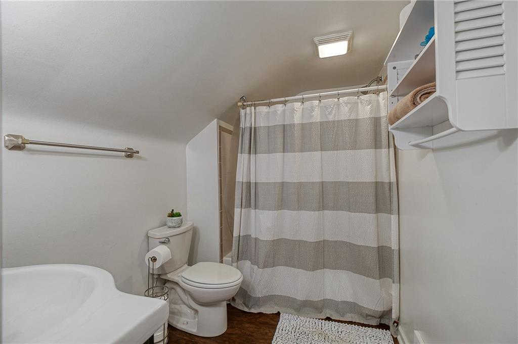 2022 McKinney Road Monroeville, PA 15146 - Photo 14 of 24