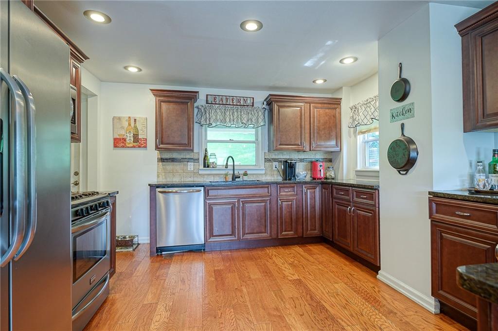 2022 McKinney Road Monroeville, PA 15146 - Photo 7 of 24