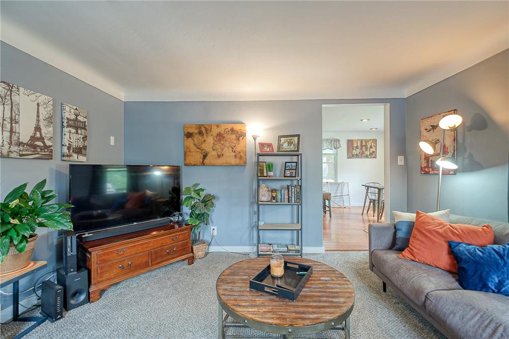 2022 McKinney Road Monroeville, PA 15146 - Photo 10 of 24