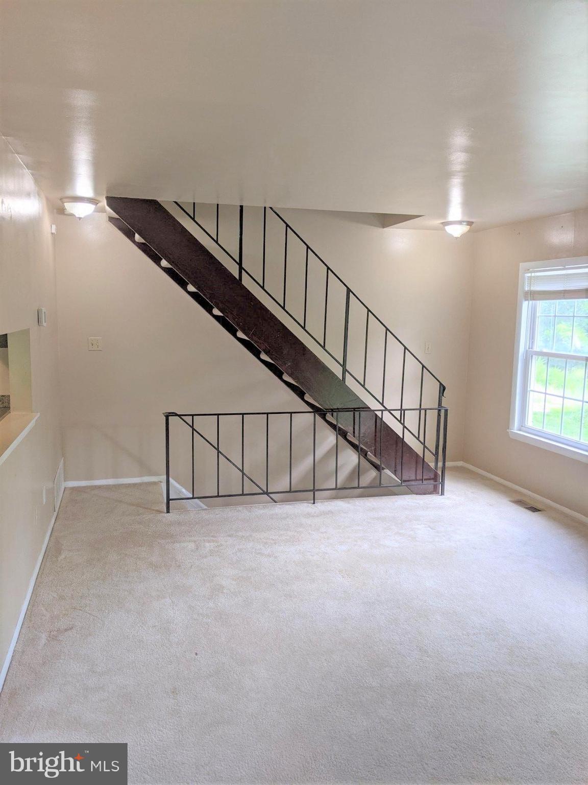 153 Hammershire Road, Unit C Reisterstown, MD 21136 - Photo 4 of 20 Living Room