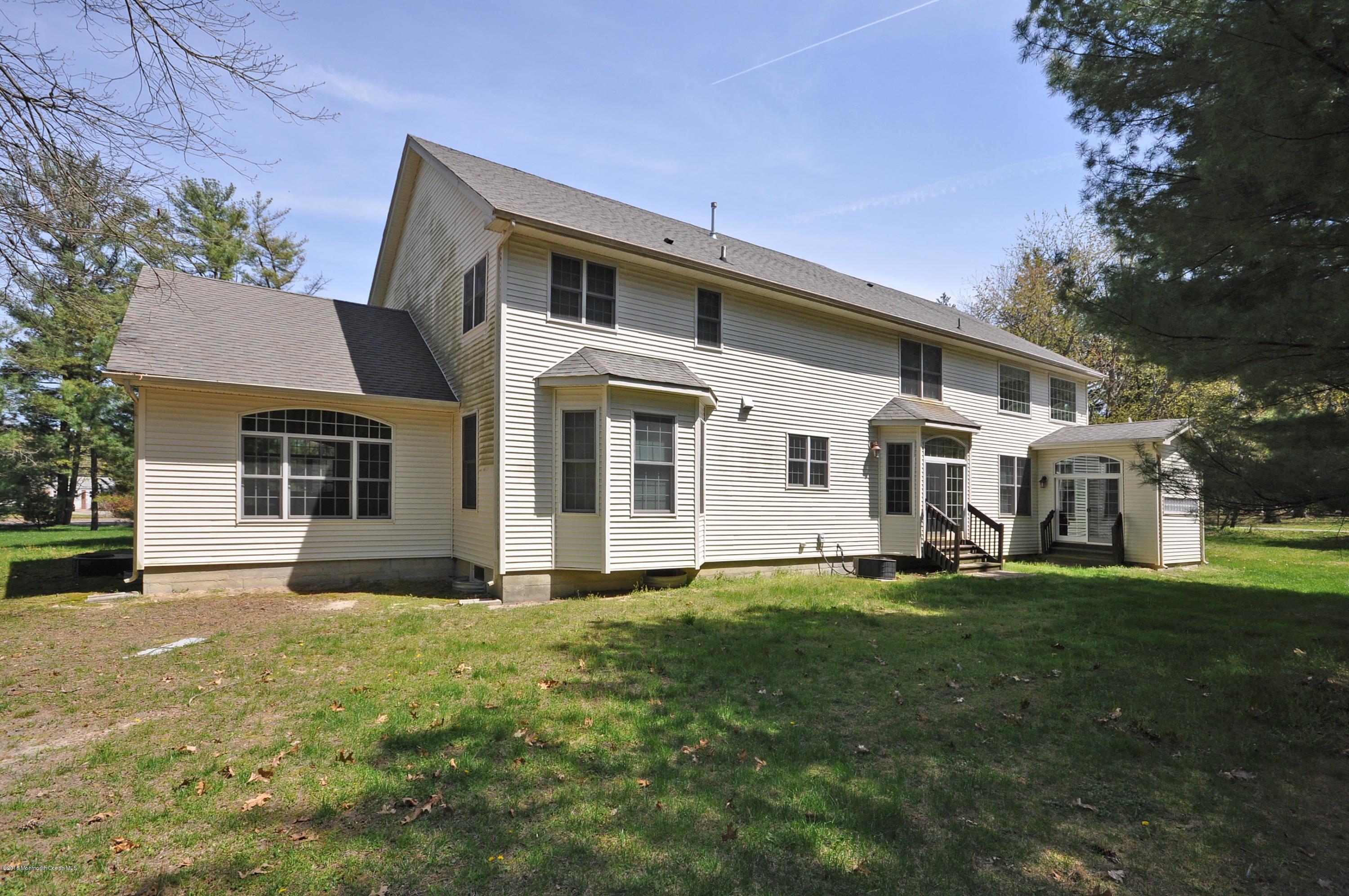 72 Leesville Road Jackson, NJ 08527 - Photo 27 of 28 038_Back of Home