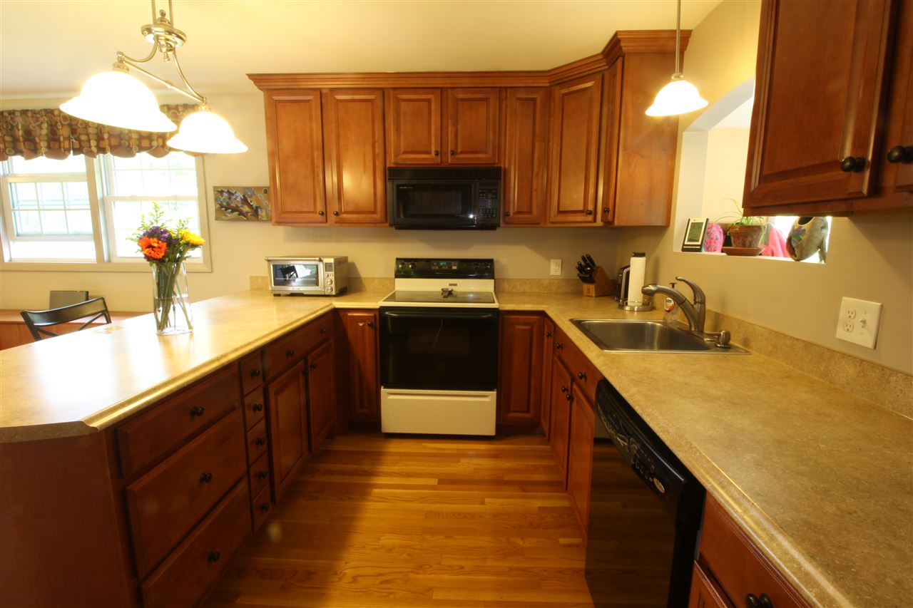 209 Worcester Road Hollis, NH 03049 - Photo 4 of 19