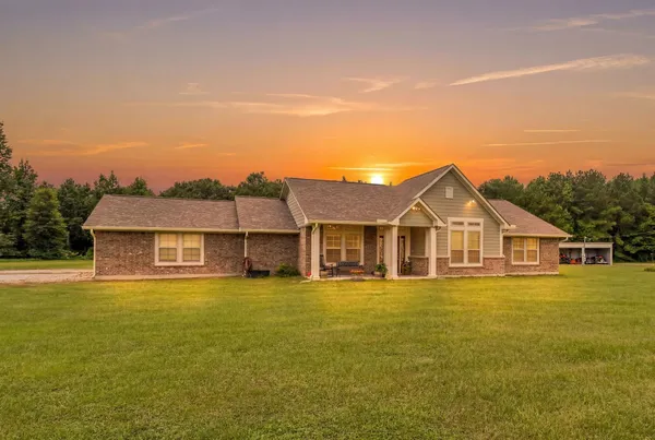 $675,000 | 7816 McDonald Lane, Silsbee, TX 77656
