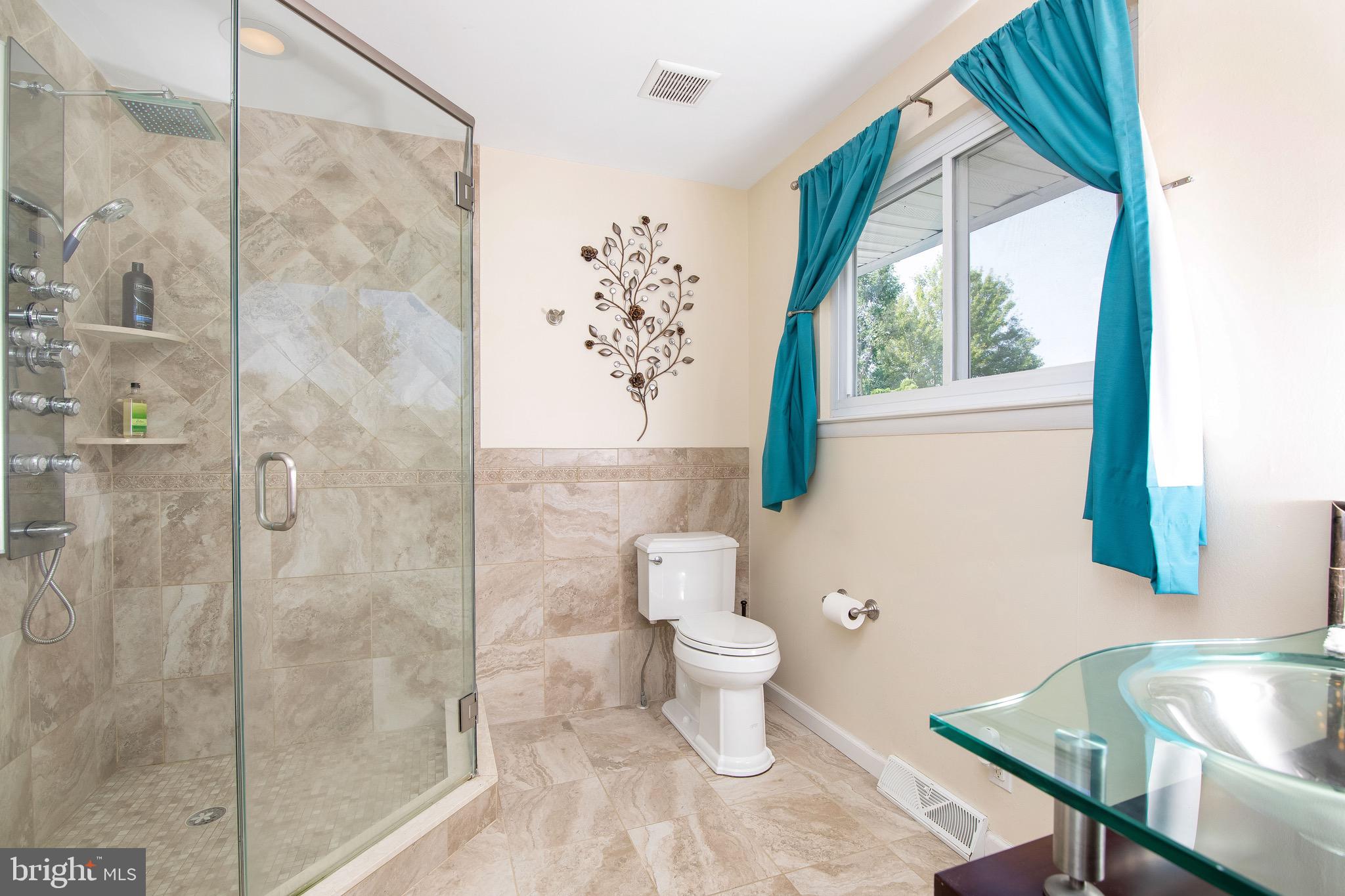 102 Saddle Ridge Road Voorhees, NJ 08043 - Photo 24 of 46 Master Bathroom