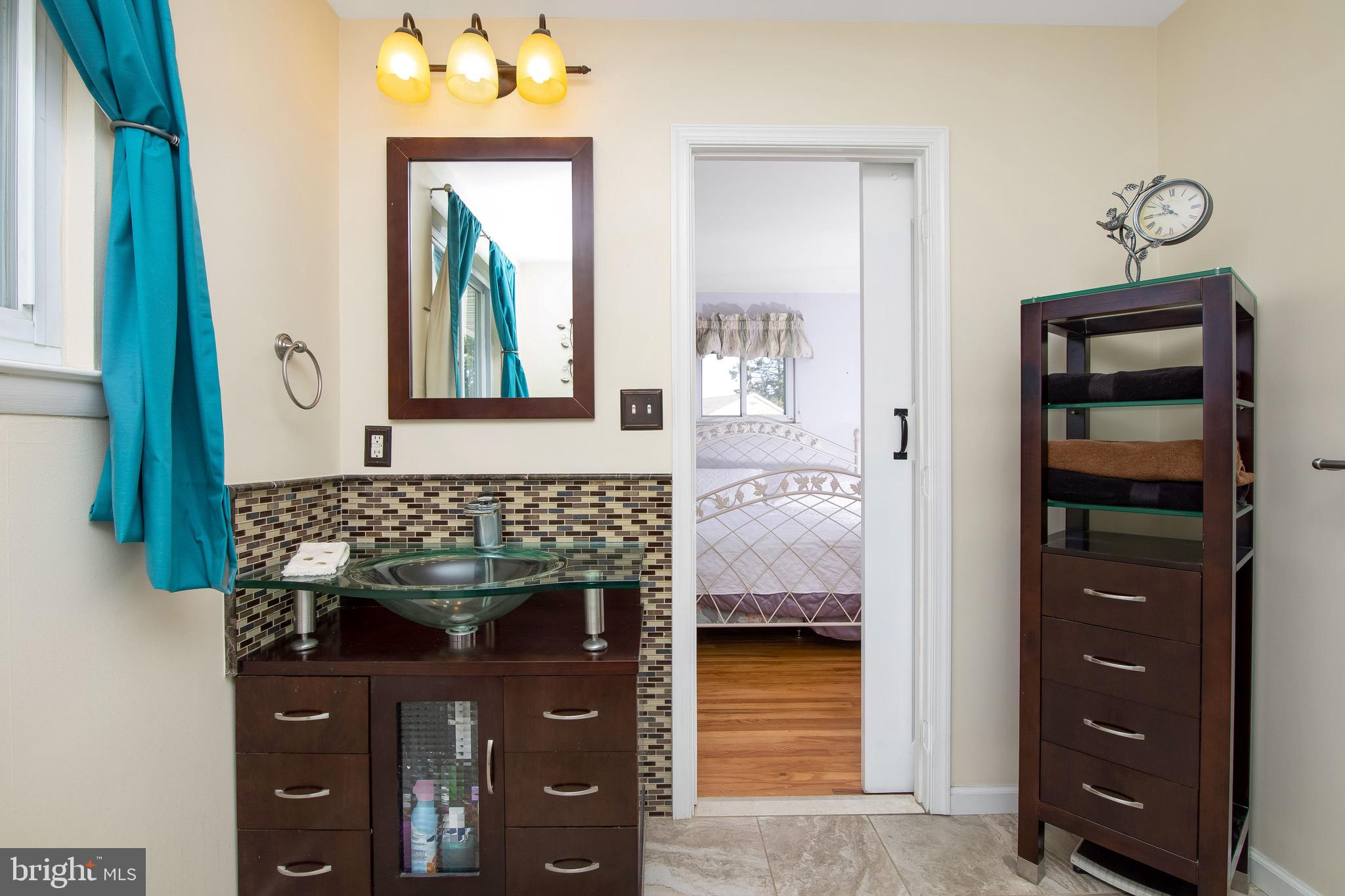 102 Saddle Ridge Road Voorhees, NJ 08043 - Photo 25 of 46 Master Bathroom